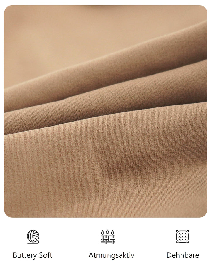 Frau tragt CloudSoft Leggings anschmiegsames Material für maximalen Komfort. 
